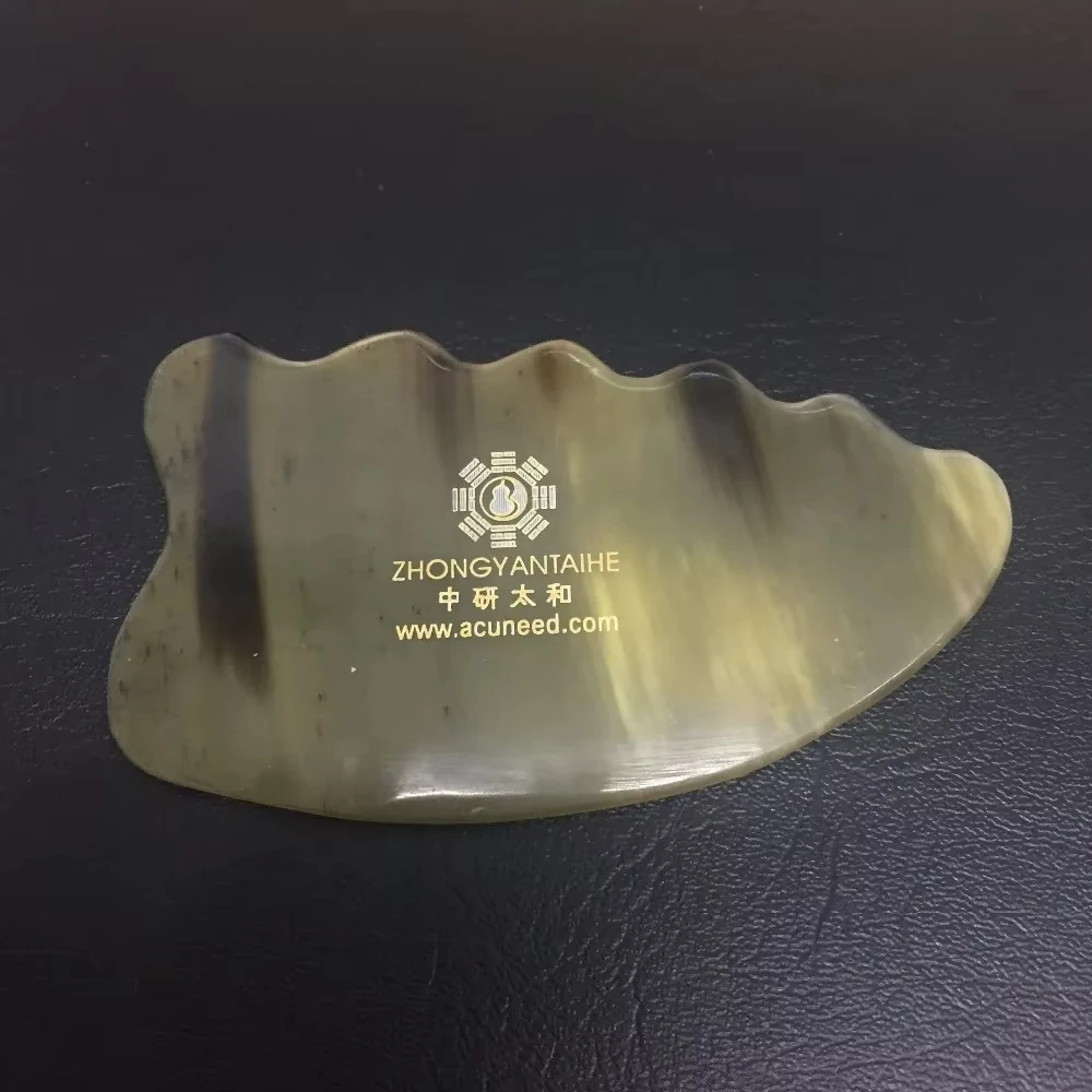

Natural Buffalo Horn Gua Sha Board, Triangular Scraping Plate for Face & Body Massage, Traditional Horn Guasha Tool