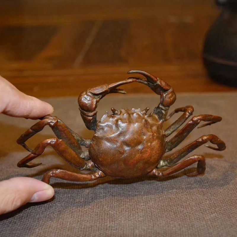 Solid pure large crab figurine, small decorative , item, copper tea pet, hand-held piece