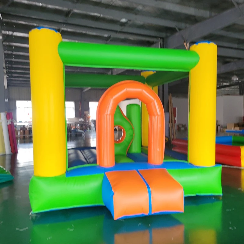 New Style Inflatable Castle Bouncy House Trampoline with Slide Cute trampoline Small size trampoline