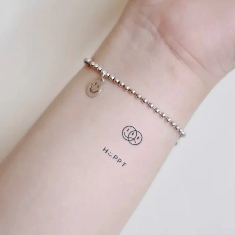 ملصقات وشم مؤقتة مقاومة للماء بنمط صغير، مقاومة للماء تدوم طويلاً لمدة أسبوعين، وشم أصابع للنساء.