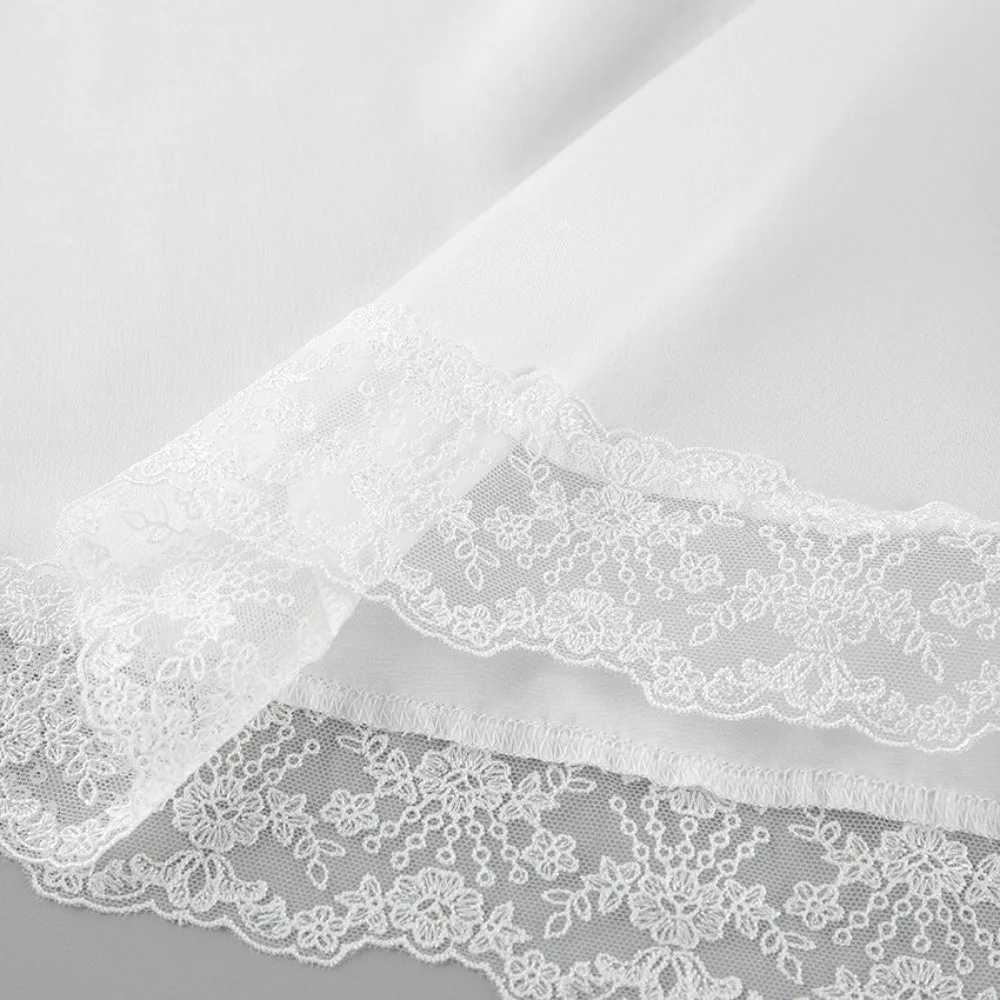 

Elegant Short Sleeve Lace Patchwork Tops Solid Color Comfortable V Neck Sheath Tees Breathable French Style Shirt Blouse Lady