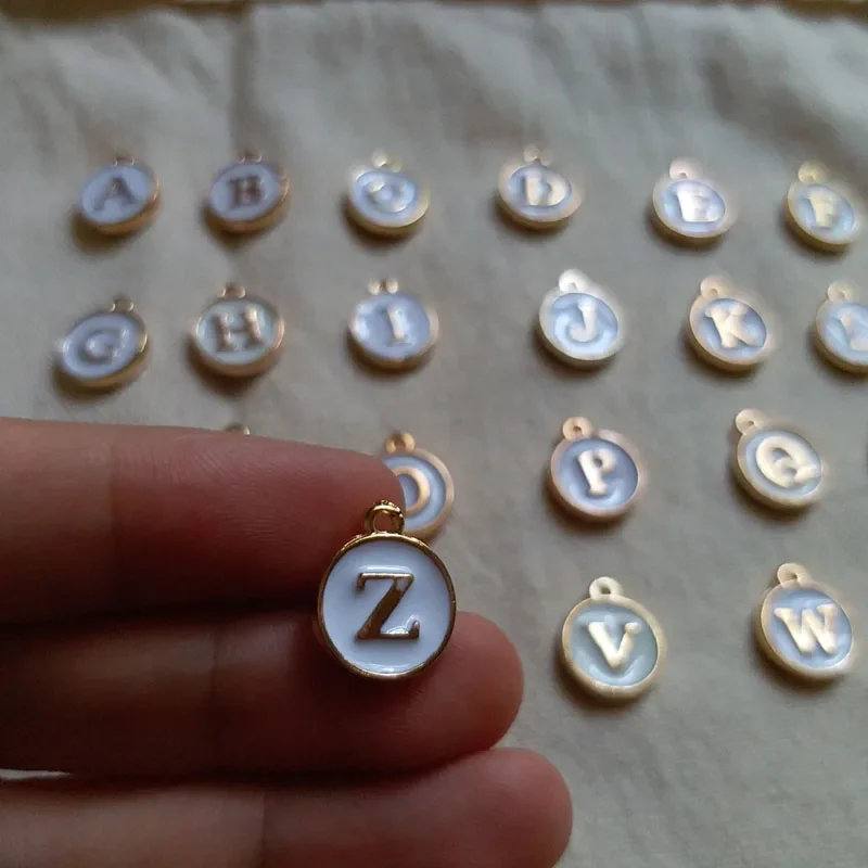 

Metal 26 letters patches for clothing Alphabet Name patch Sew on appliques parche for hat bag shoes DIY craft accessories