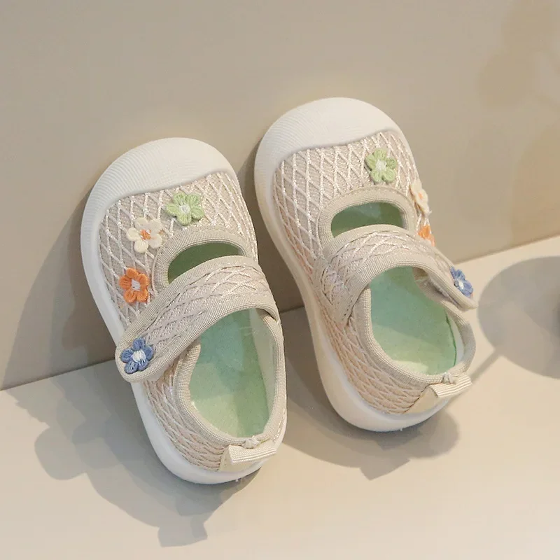 

Toddler Walking Shoes with Sweet Flowers Girls Casual Shoes Hook&loop Toes Capped 2025 Autumn New Baby Flat Shoes Soft Bottom