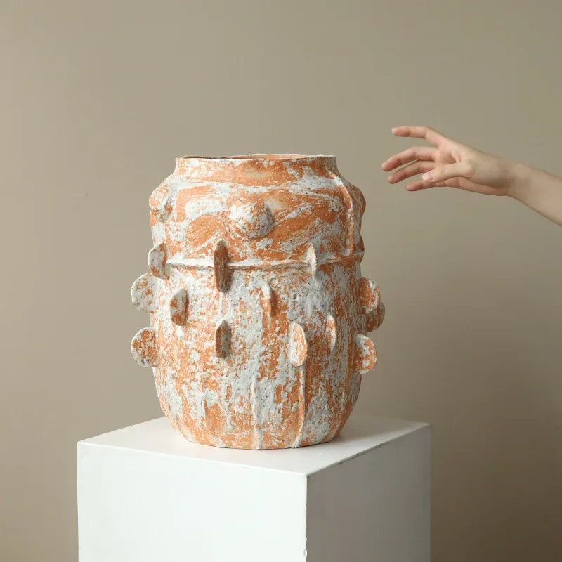 Chinese ceramic vase feels old, living room tabletop flower arrangement, silent wind, decorative flower utensils