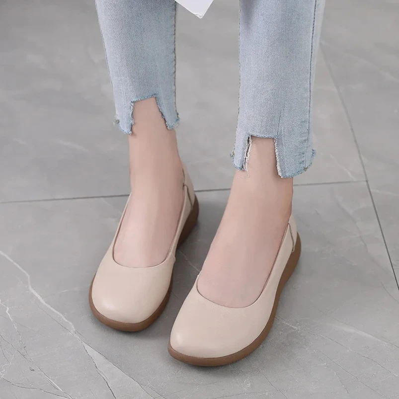 

2025 г., бежевая женская дышащая летняя обувь из натуральной кожи, женские лоферы без шнуровки на плоской подошве, мягкие повседневные туфли на плоской подошве с круглым носком