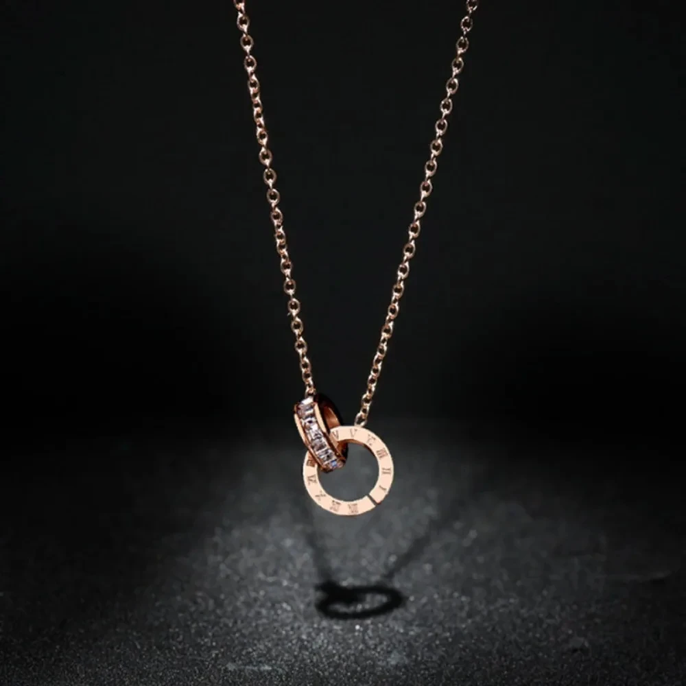 New Simple and Light Luxury Ladies Trend Senior Sense Pendant Necklace Personality Street Niche Party Popular Pendant Jewelry