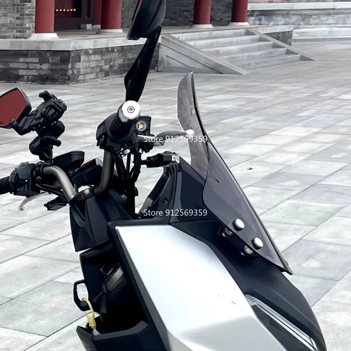 For motorcycle Kymco KRV180 front windshield windshield height chest protector rain shield modification accessories view 4
