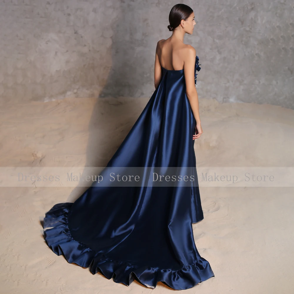 Robe de Soirée en Satin Bleu Marine Sans Bretelles pour Femme, Ligne A, Forme Longue, Fleurs 3D, Traîne Watteau, Bal Élégant