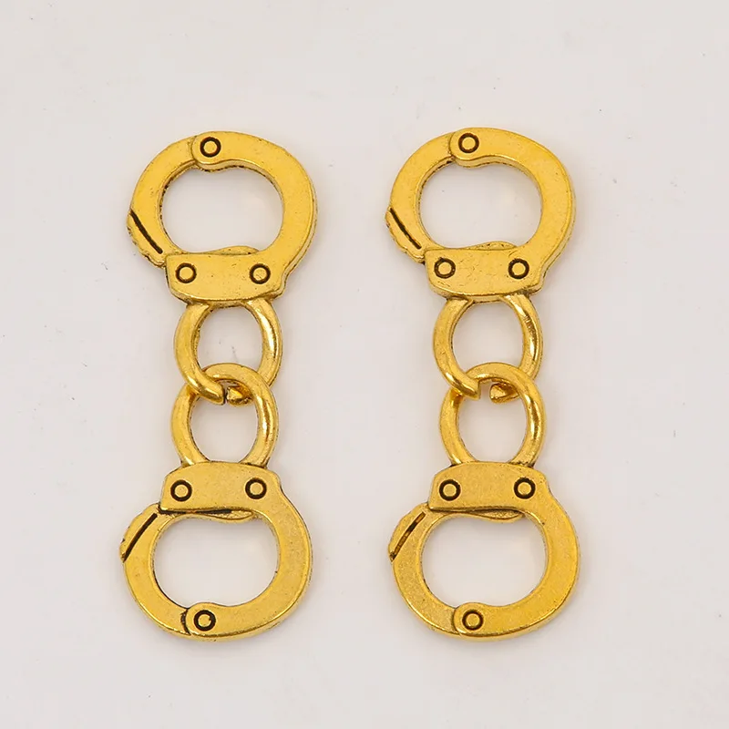 New 10pcs/Bag Cool Literary Artistic Retro Handcuffs Pendants Ancient Bronze Silver Gold Color Diy Zinc Alloy Jewelry Decroation