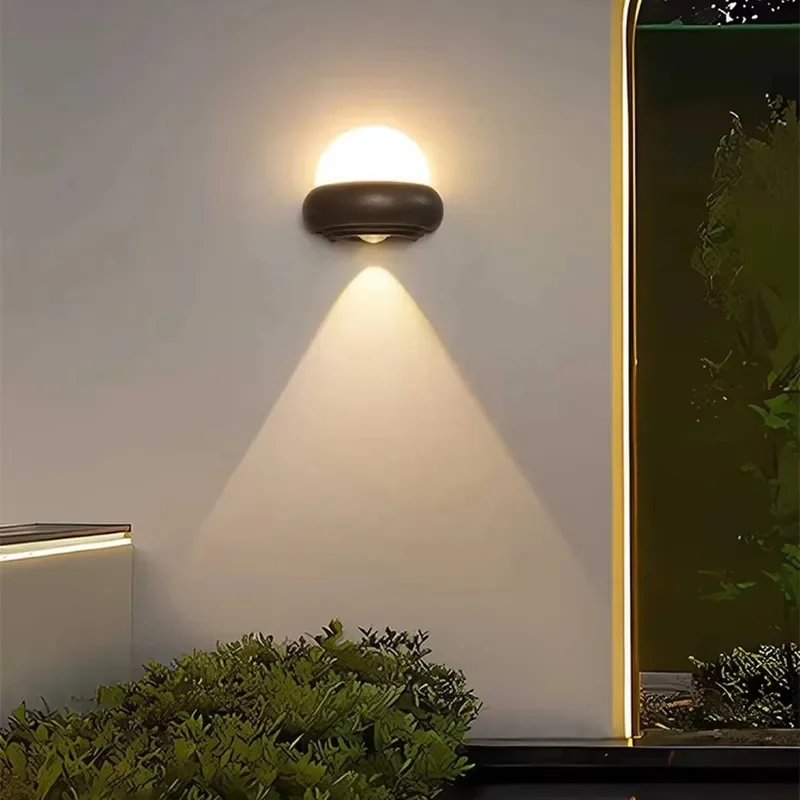 Wholesale Outdoor Double Head Garden Wall Light Polycarbonate LED Modern Simple Corridor Building Decoration Light