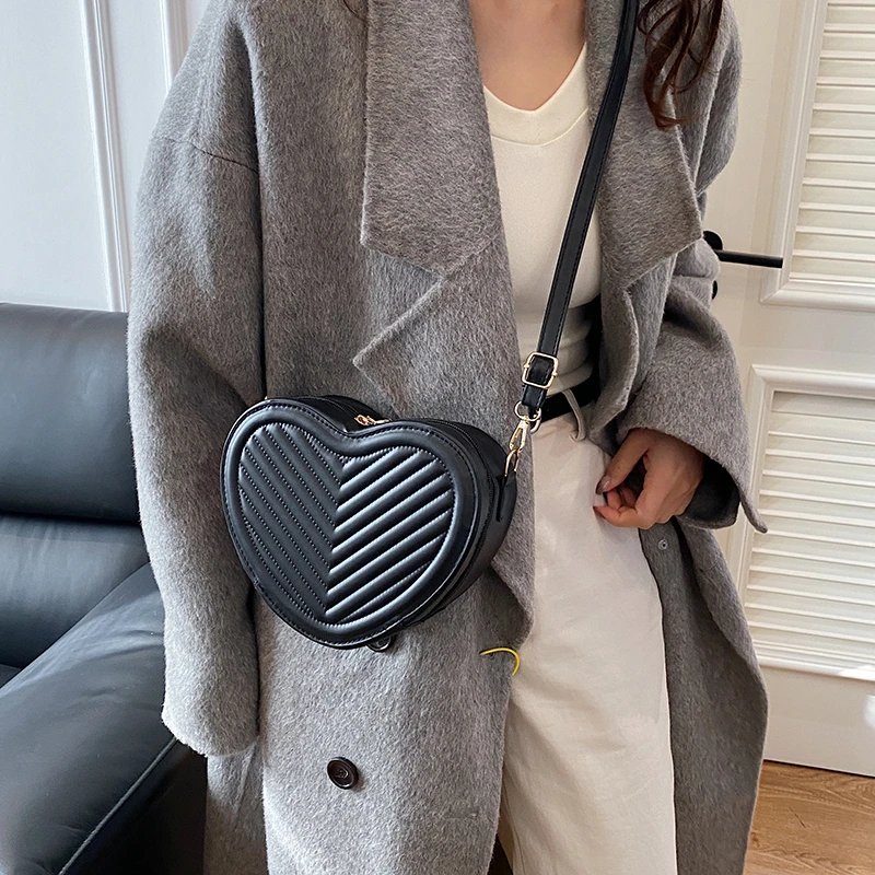 

Luxury Stylish Tote Bag With Letter Logo For Business Women Large Capacity Shopper Purse Fashionable Paris Style