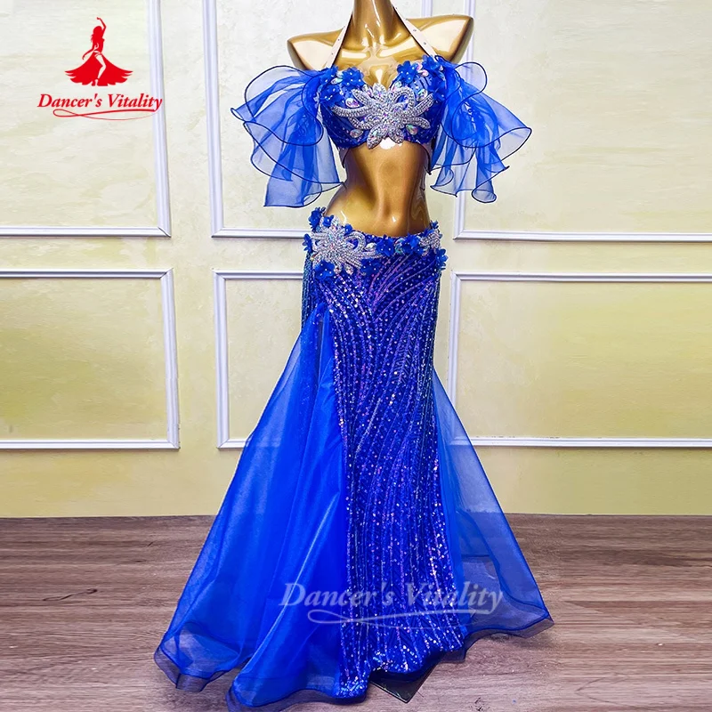 ชุดแข่งขันระบำหน้าท้องแบบสั่งทำพิเศษ ระดับสูง ประดับด้วยคริสตัล AB บนบรา + กระโปรงยาวปักเลื่อม 2 ชิ้น ชุดเต้นรำสไตล์โอเรียนทัล ให้ความมีชีวิตชีวาแก่ผู้เต้น