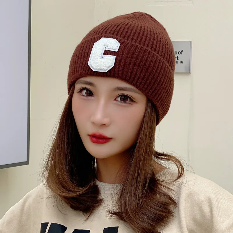 

Simple Winter Woolen Big C Letter Hat Women Men Unisex Beanie Cap Outdoor Thick Warm Hip hop Sport Ski Knitted Hats console