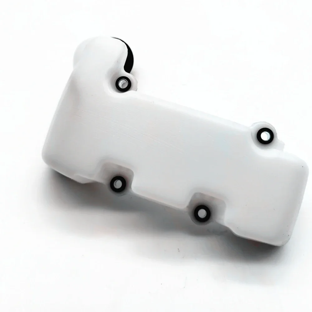 FS120 Trimmer Fuel Tank Assembly Compatible with For FS200 FS250 For FS300 FS350 FR450 for Reliable Performance