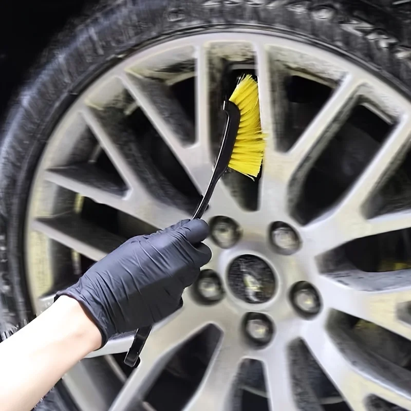 1pcs Car Special Crevice Brush Wheel Hub Tire Brush BrushInside And Outside Cleaning Tool Car Supplies