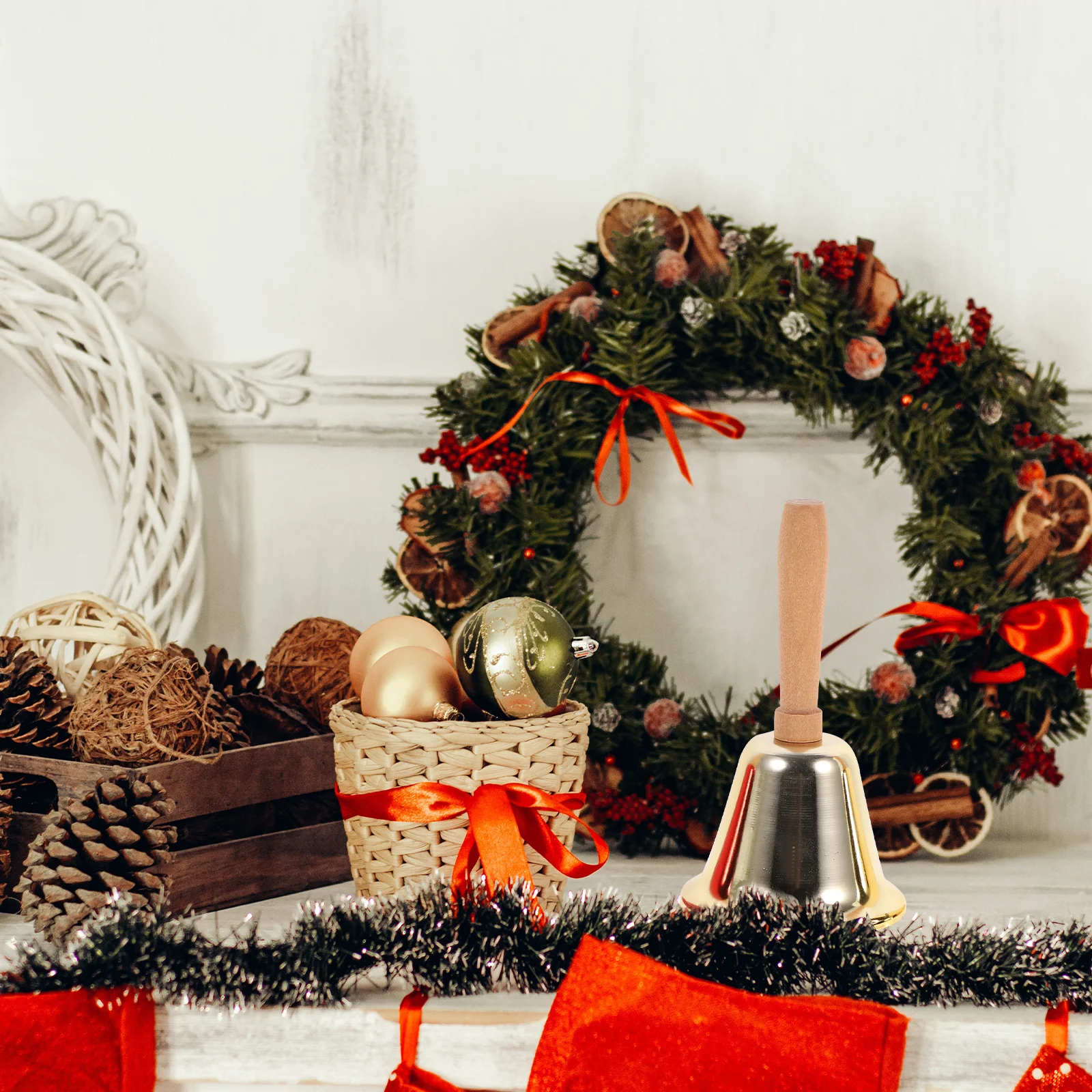 

4Pcs Christmas Hand Bells Metal Bell for Bar Restaurant Desktop Ornament Durable Stylish Beautiful Decorative Metal Hand Bell