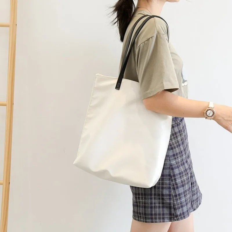 

Luxury Casual Women Handbag High End Leather Classic Elegant Trendy Vintage Crossbody Messenger Tote Bag