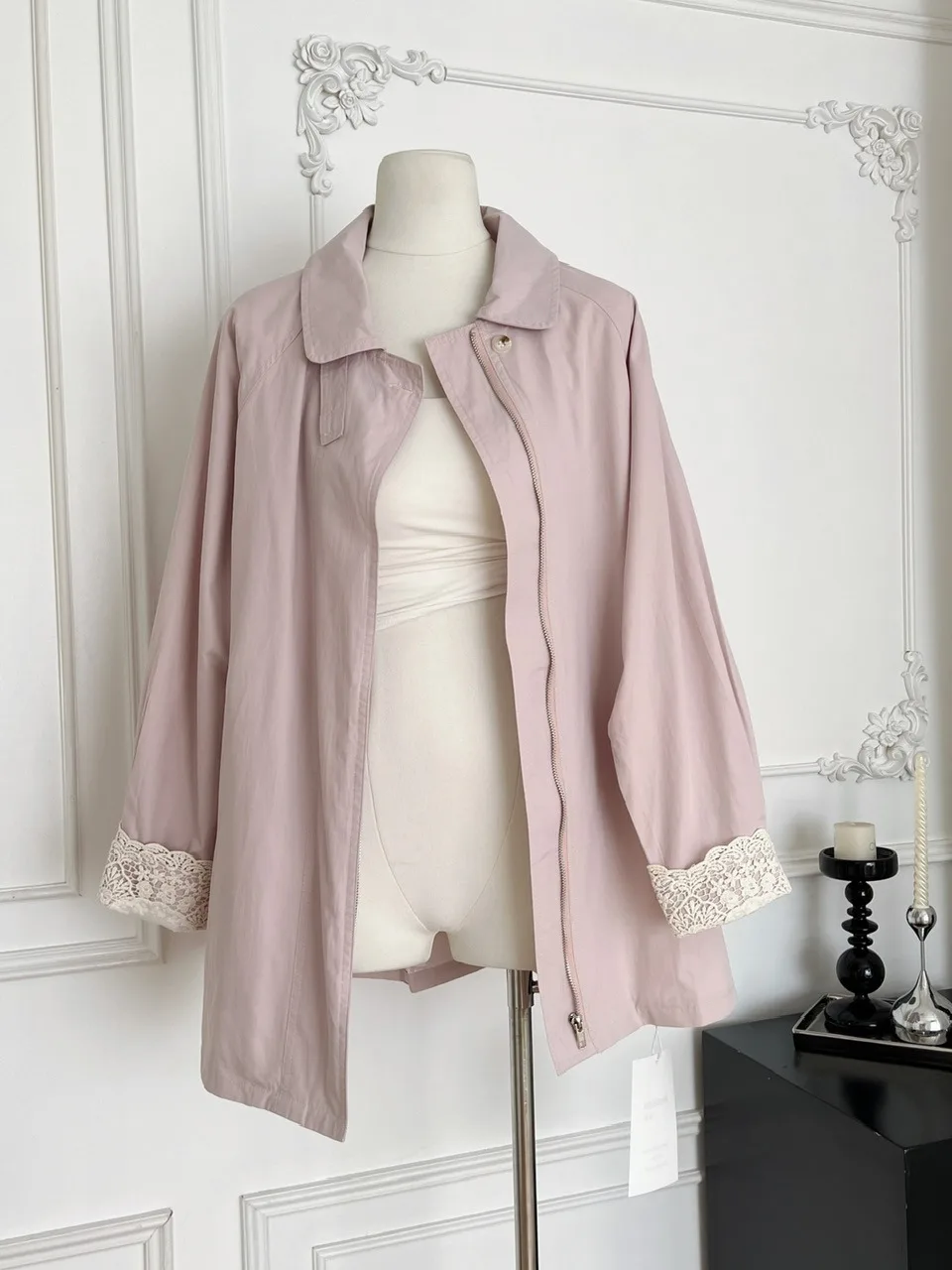 

Повседневная женская ветровка с кружевной отделкой, цветной дизайн Blo Sve, джет, свободная посадка, милая осенняя верхняя одежда из полиэфирного волокна