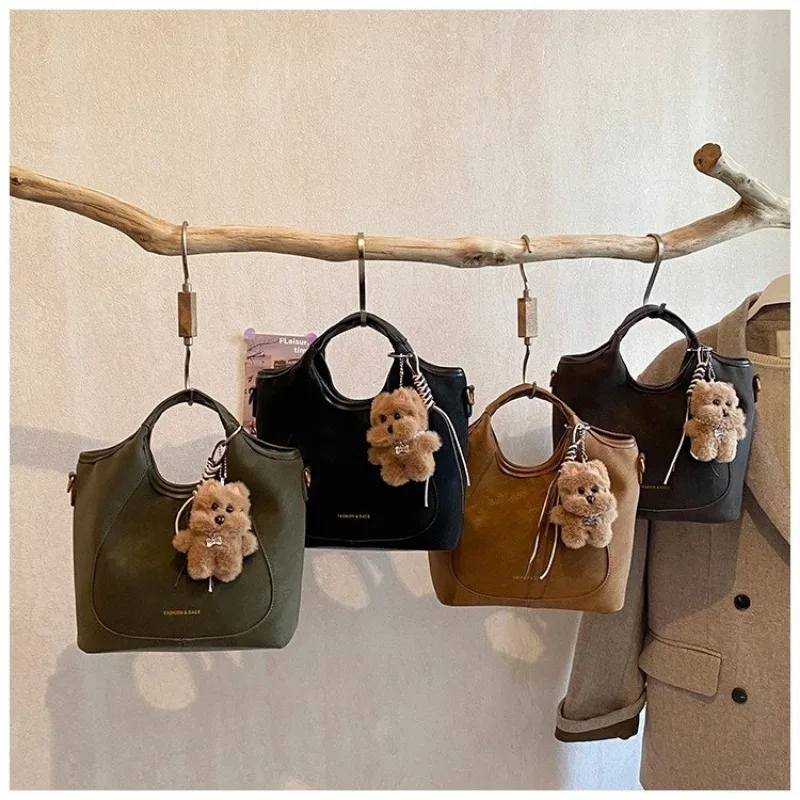 

Effortless Diaper Bag One Shoulder Baby Care Office Daily Work Mom Exquisite Versatile Sophisticated Chic Practical Parenting