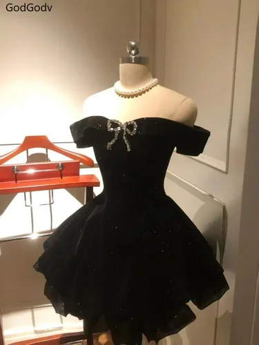 Imagen 2 del producto Vestido negro francés Vintage elegante de diseño para mujer, minivestido gótico con hombros descubiertos, Retro, trajes elegantes para fiesta de cumpleaños de hadas para mujer