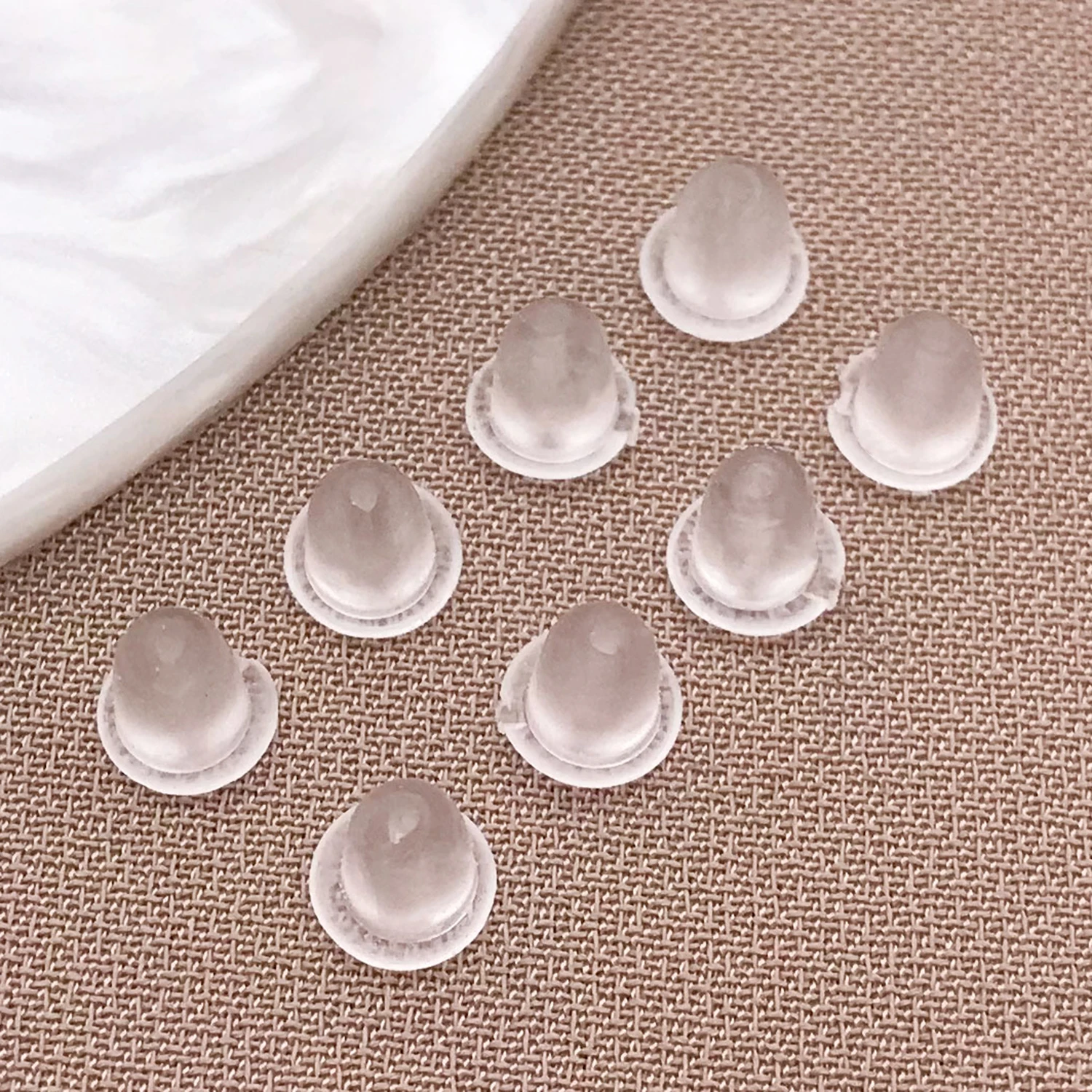 100pcs Silicone Earring Stoppers for Comfortable Ear Studs
