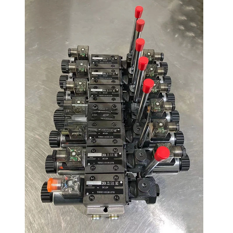 Hydraulic hand and electric integrated 4WEMM6EG distributor trailer tailboard modification with remote control obstacle removal