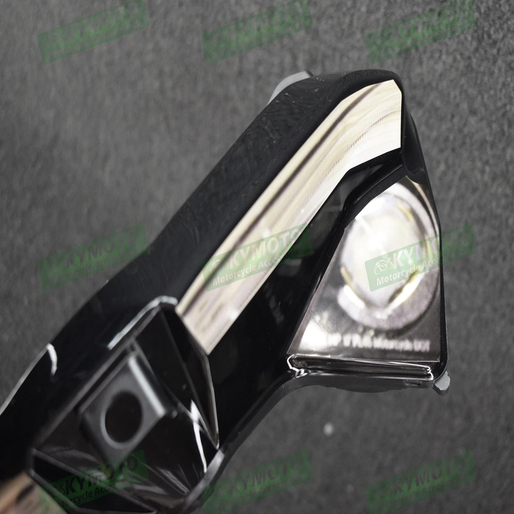 ل V2-17 V2 2017 2018 2019 سباق الدراجات النارية الشارات الزخرفية المسار نسخة المصباح ملصقات المصباح طبقة رقيقة واقية #4