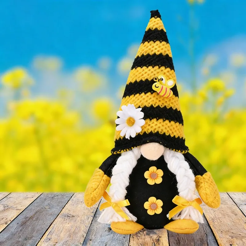 Gnome Holiday Decor…