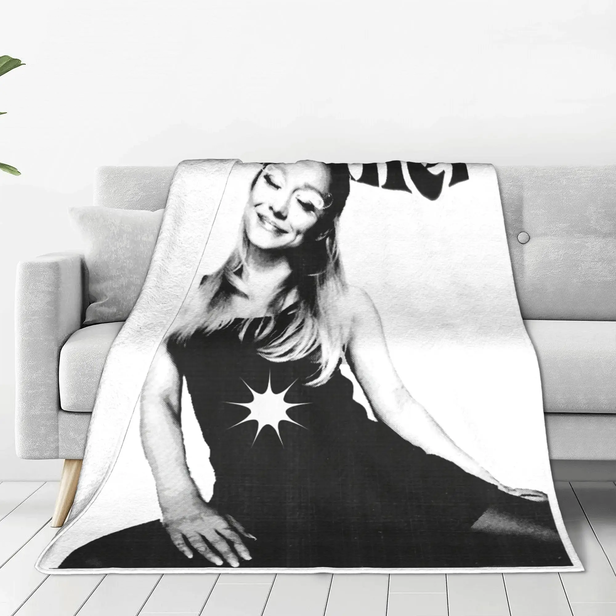 Ariana Sweetner Blanket Grande Song Music Flannel Funny Soft Throw Blanket for Chair Covering Sofa Spring Autumn