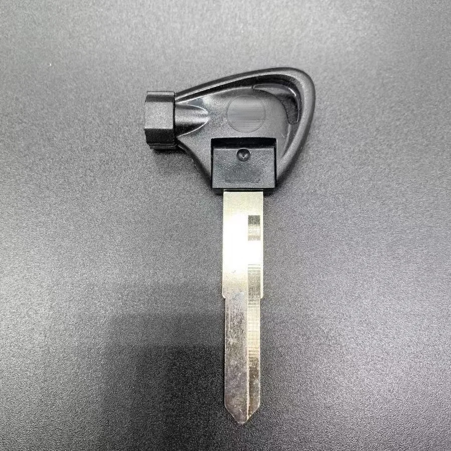 Gloednieuwe vervangende sleutel Ongesneden voor Yamaha Scooter Contactsleutel Leeg Links/Rechts Grove Blade Magneet Anti-diefstal Slot Sleutels