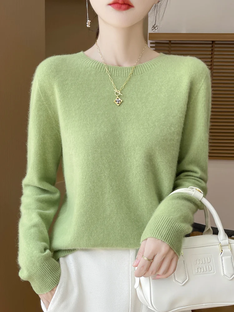 Winter 2024 Women's Long Sleeve Knitted Base Shirt round Neck Pullover Seamless Inner Wear Warm Woolen Sweater Autumn Winter