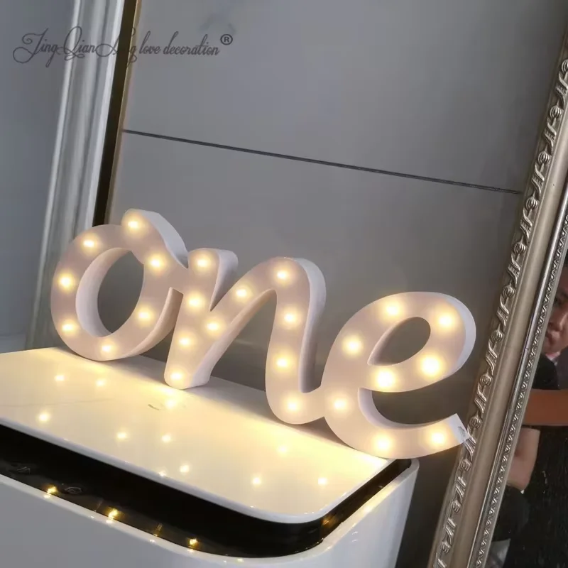 Personalizzato Un cartello Primo compleanno Uno cartello in legno Decorazione di compleanno per cartello per torta Prop Un cartello