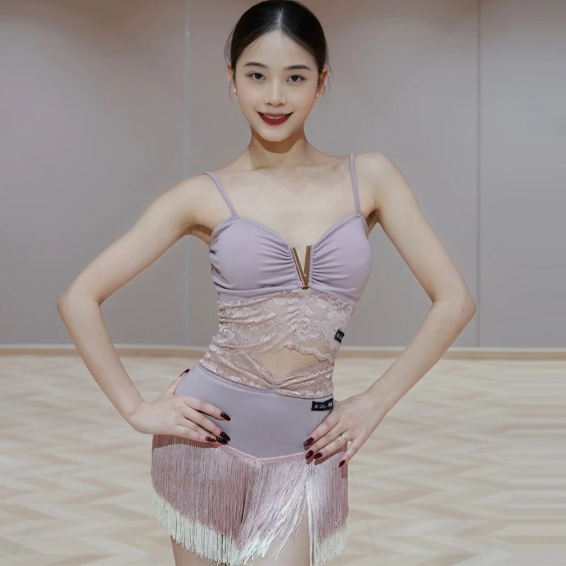 ฤดูร้อนเซ็กซี่เต้นรําละตินเสื้อผ้าลูกไม้ละติน Top Tassels กระโปรงสตรี Chacha Samba Latin Dance ชุดฝึกสวมใส่ SL12911