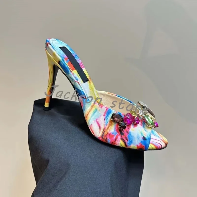 2025 المرأة مختلط الألوان حجر الراين الدنيم النعال عادية عالية الكعب تنوعا العصرية خنجر الراحة فستان أحذية اليدوية