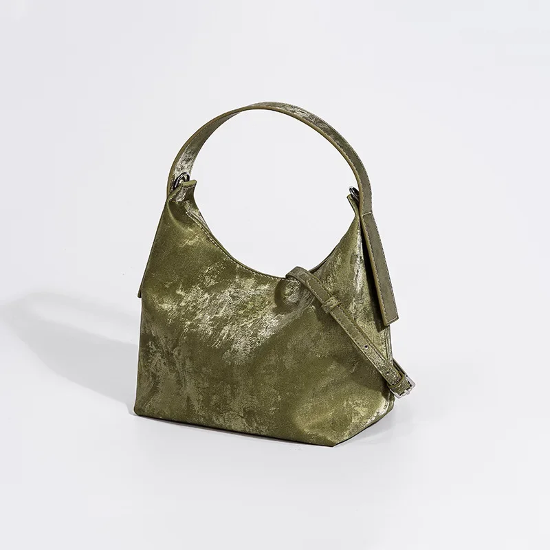 

2024 Silk Segment Cowhide Bucket Bag Forged Face Smudged Handbag Fashion Brand Women's Bag Office Bag