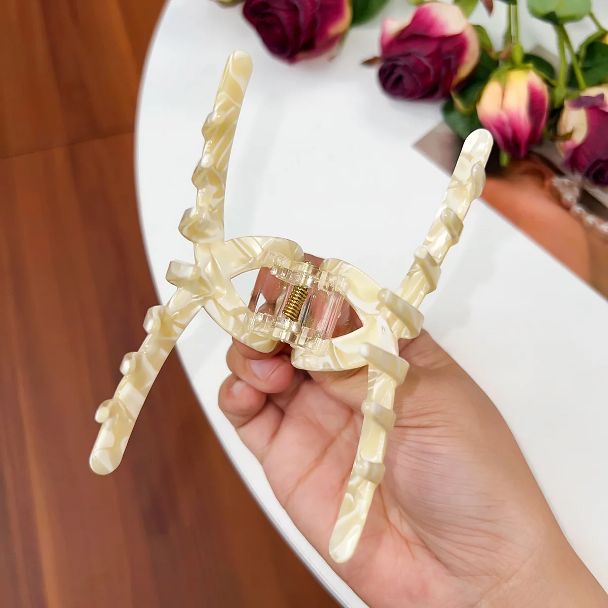Fashion acetic acid grab clip large Korean simple style hairpin versatile retro high-end hair grab hair accessories women