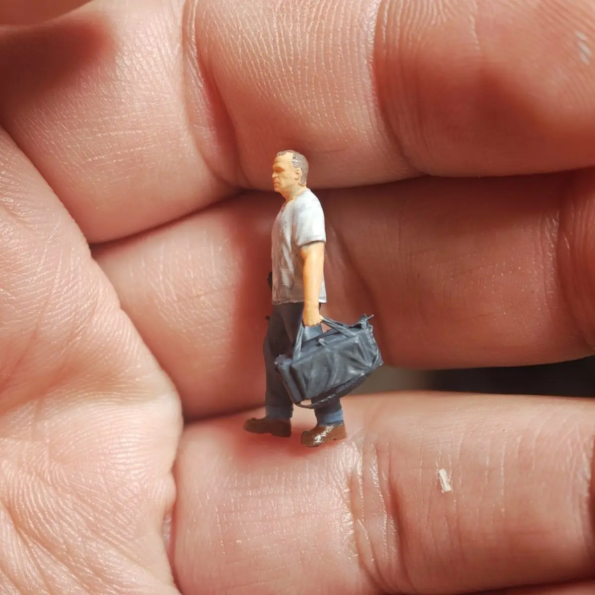 1/64 نموذج الراتنج نموذج مصغر سيارة GTA دمية التماثيل الديوراما