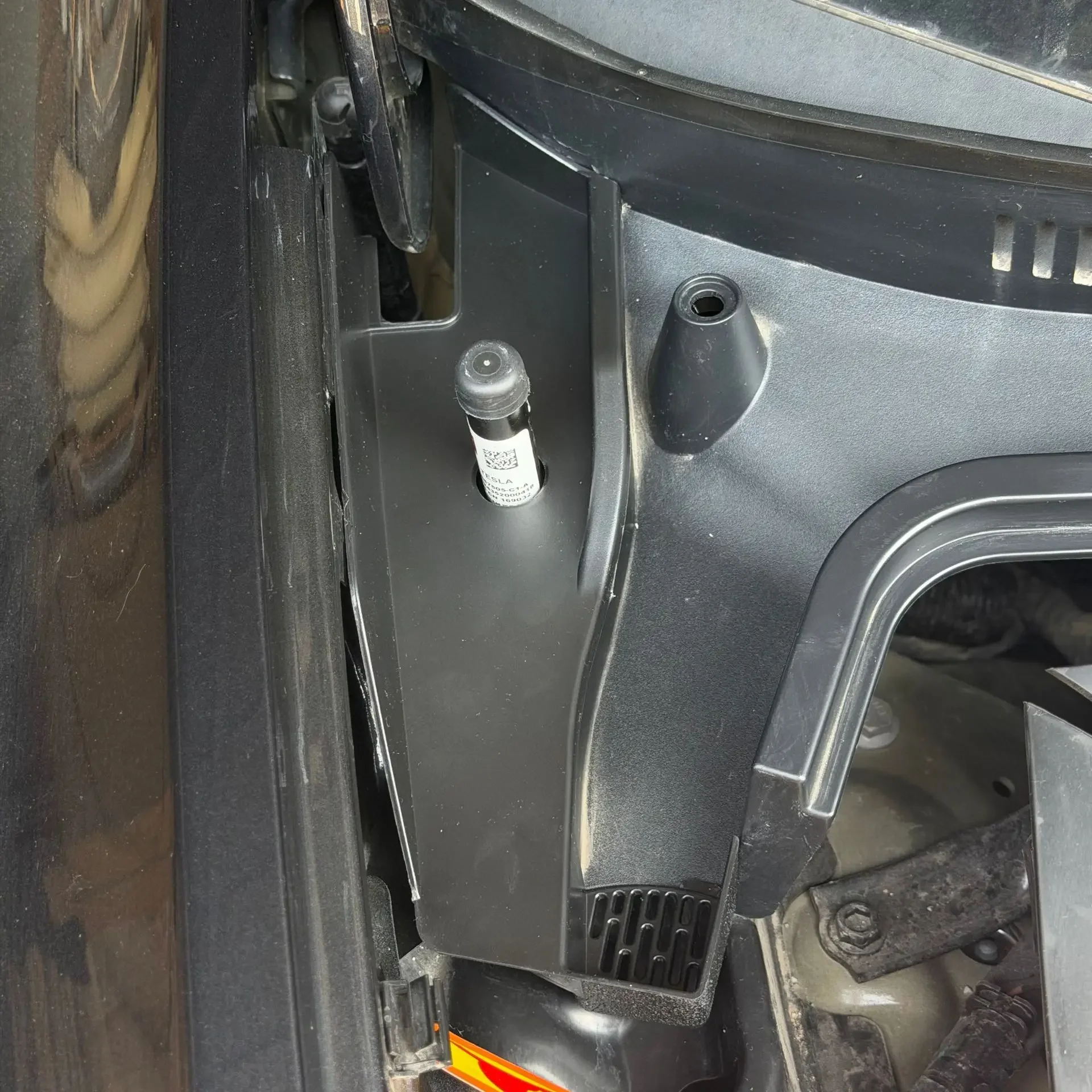 Für Tesla Model Y YL Juniper LAUNCH 2025 2026: Frontkofferraum-Anti-Verstopfungsabdeckung, Wasserkanal-Blattfilter, Frunk-Schmutzfilter, Schutz-Zubehör – Detail 4