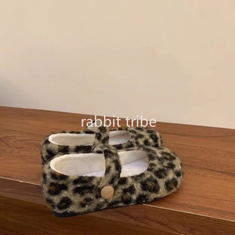 

Square Toe Cosy Lambswool Ballet Flats Woman Warm Teddy Fur Mary Jane Shoes Ladies Brand Design Elegant Fluffy Plush Loafers