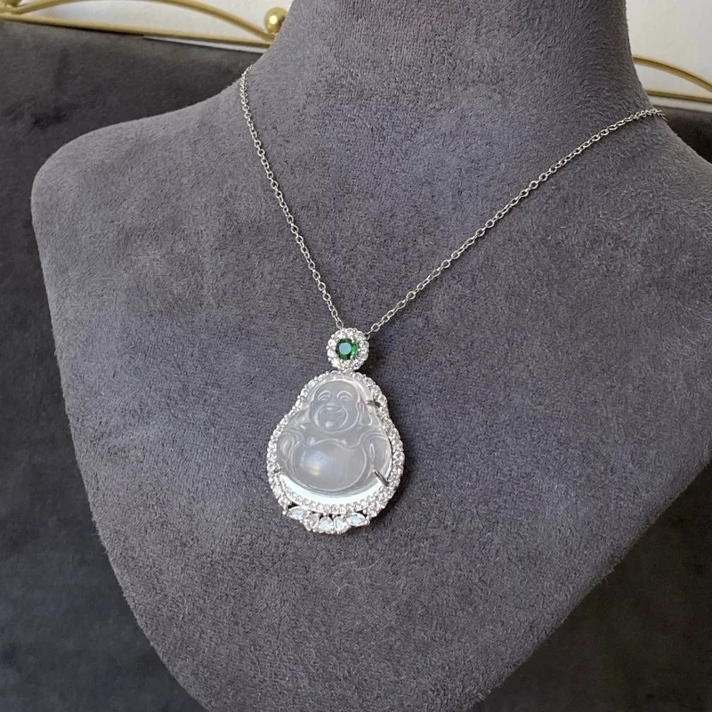 

Multi-functional collarbone chain, ice-transparent Buddha titanium steel women's necklace, fashionable clothing necklace