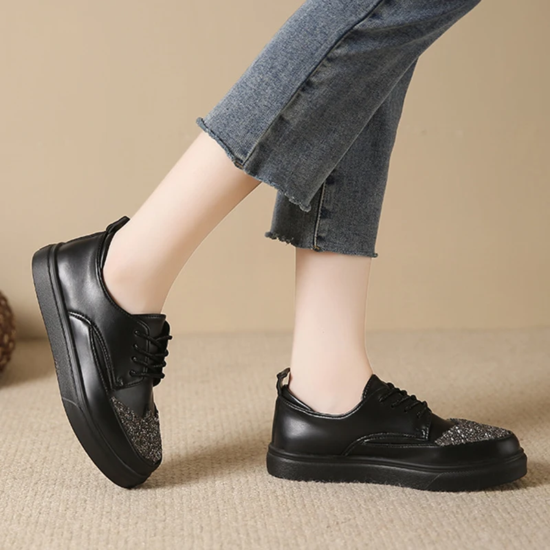 Large Size Women's Trendy Casual Leather Shoes New Style Stitching Rhinestone Accessories Lace-up Casual Comfort Leather Shoes