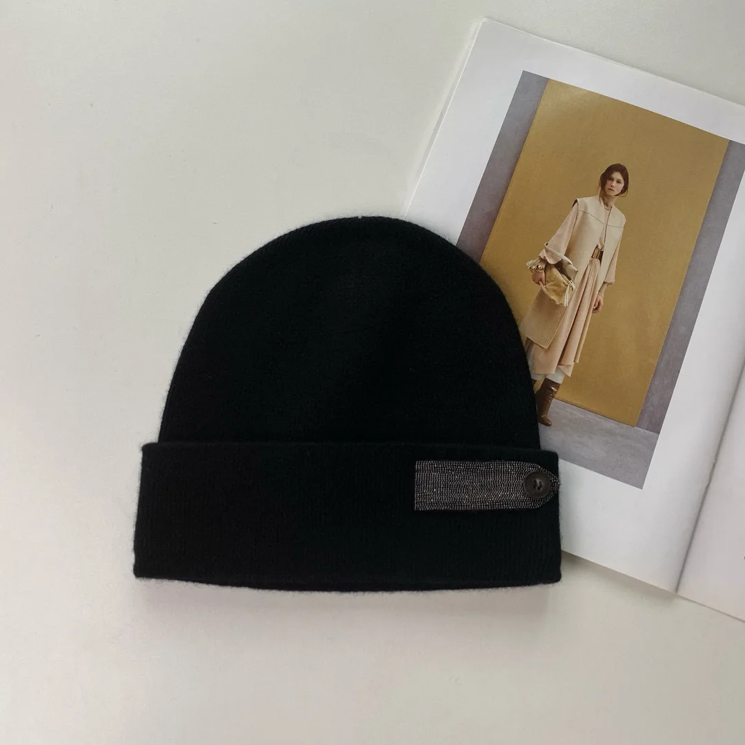 2025 Autumn And Winter New Comfortable Versatile Wool Casual Knitted Brim Hat Temperament Beaded Chain