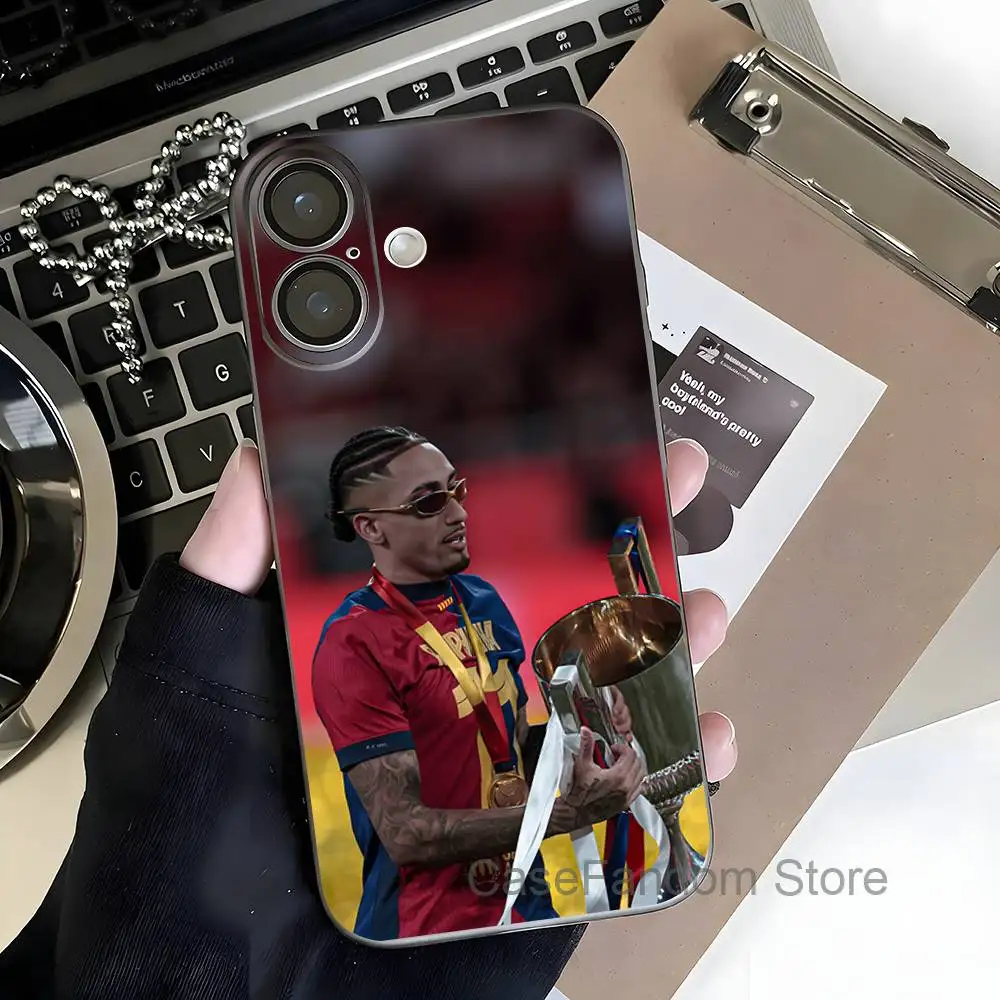 Custodia Trasparente Grigia per iPhone 17,16,15,14,13,12Pro,Max,Plus con Ricarica Wireless Magnetica, B-Brazil R-Raphinhas 11 Football