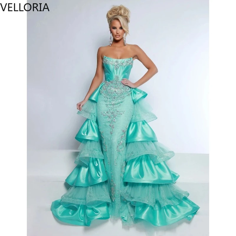 Designer Satin Meerjungfrau Ballkleid Luxus Perlen Kristall Abendkleid Sexy Trägerloses Layered Partykleid Bodenlang Maßgeschneidert