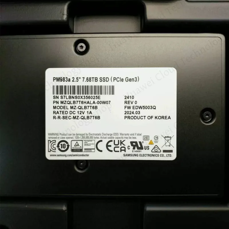 الأصلي لسامسونج PM983A 7.68 تيرا بايت 960 جيجابايت U.2 NVME PClE3.0 محرك الحالة الصلبة من فئة المؤسسات #1