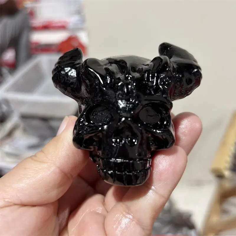 Obsidian noir naturel diable crâne sculpture guérison Fengshui pierres Reiki cadeaux Quartz décoration de la maison cadeaux 1 pièces
