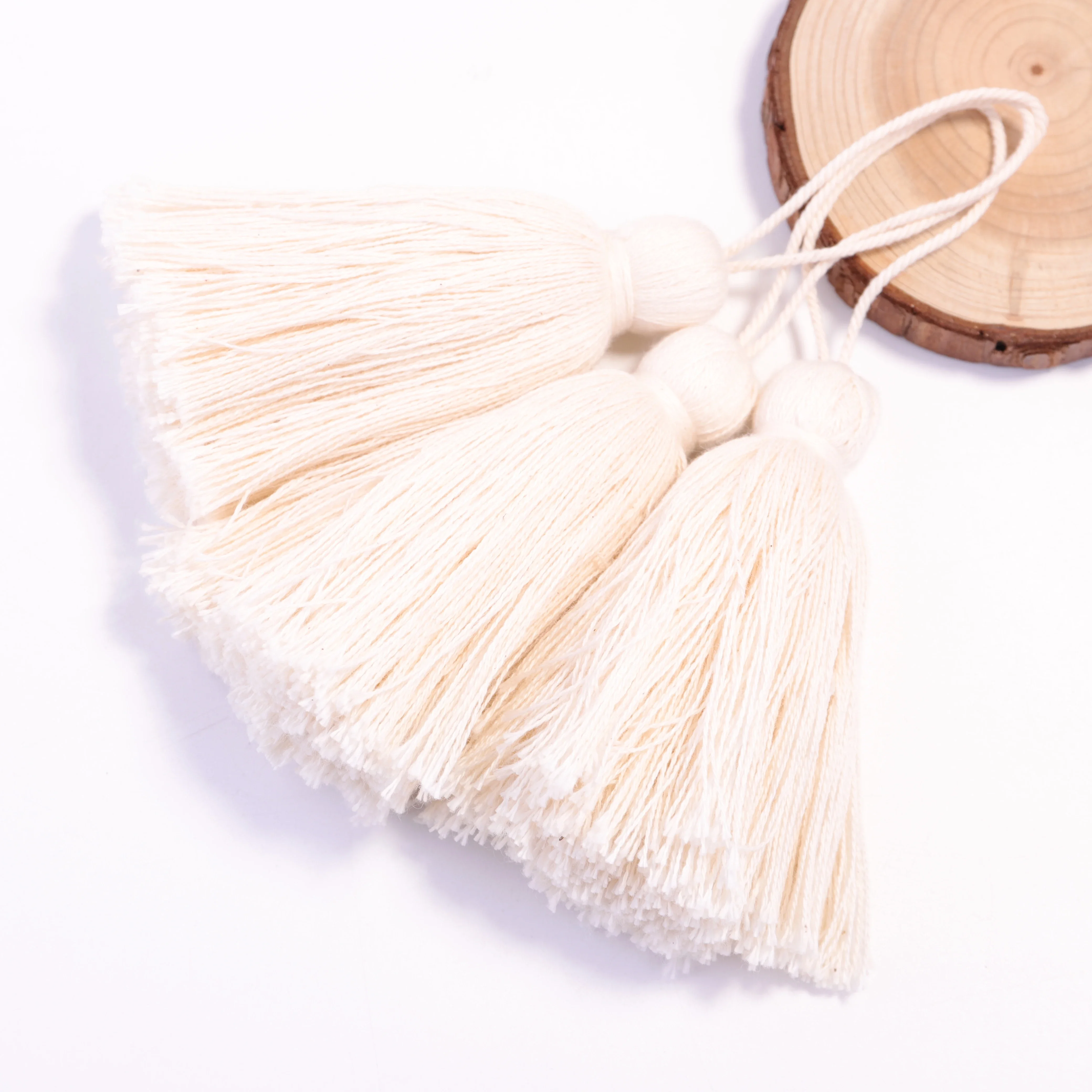 1 Piece White Cotton Tassel Pendant Can Be Used To Decorate Tassels for Pillows Blankets Curtains Tablecloths