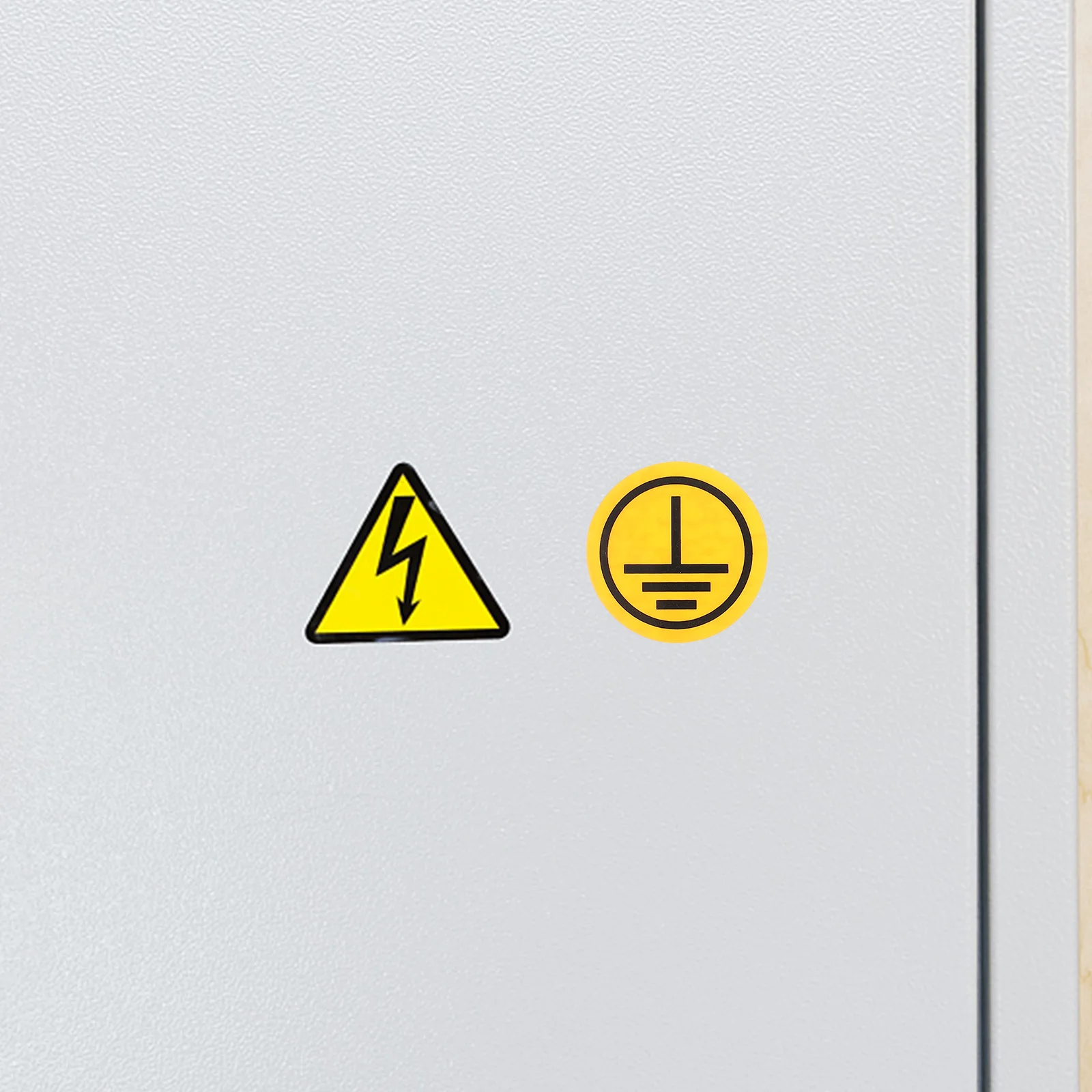 5 Warning Safety Signs Ground Symbol Electric Equipment Labels Self Electric Panel Labels Adhesive Traffics Signage
