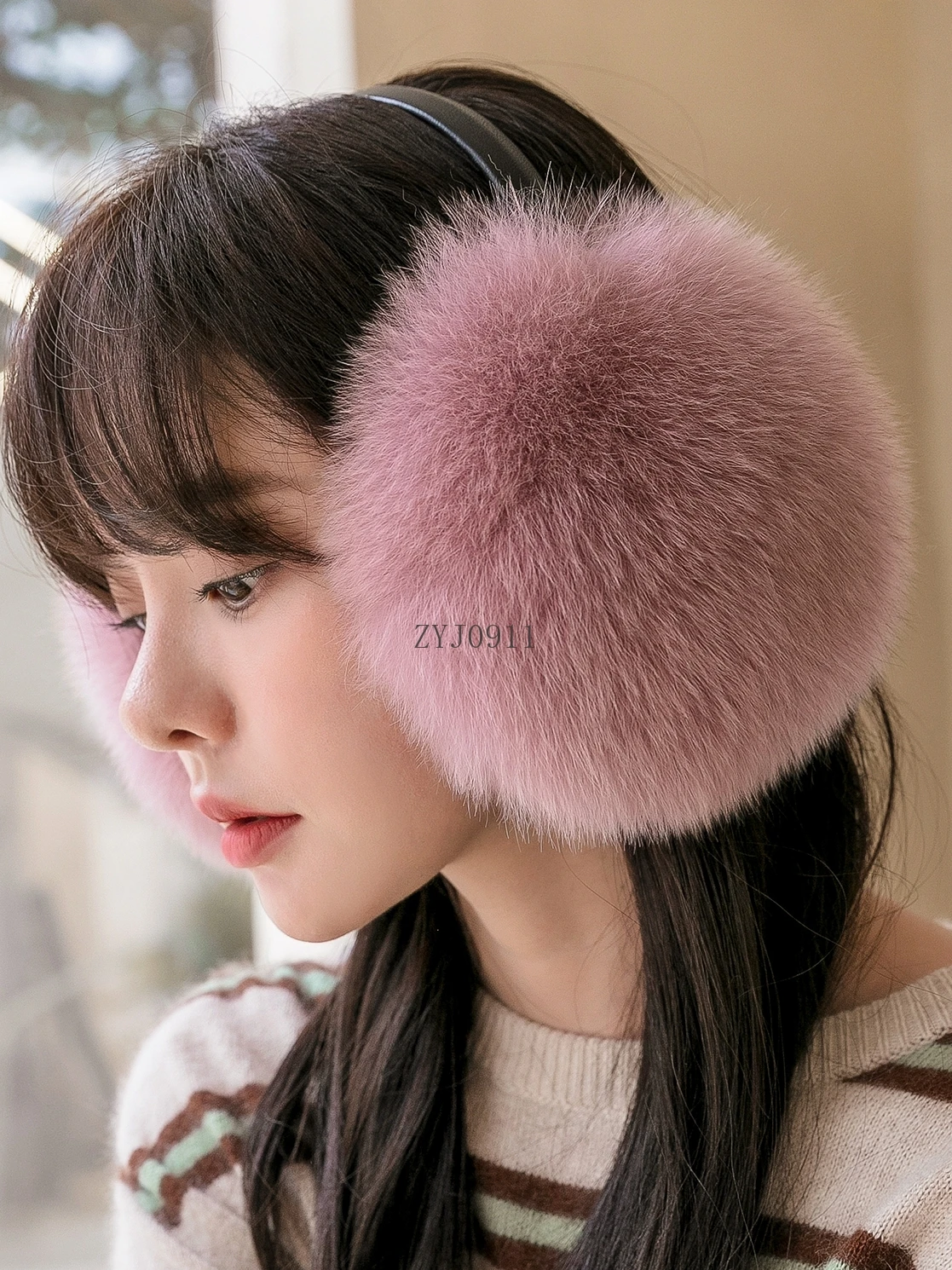 Winter Women Warm Real Fox Fur Earmuffs Girl's Earlap Ultra Large Ladies Plush Earmuff Luxury Ladies Fox Fur Earmuffs