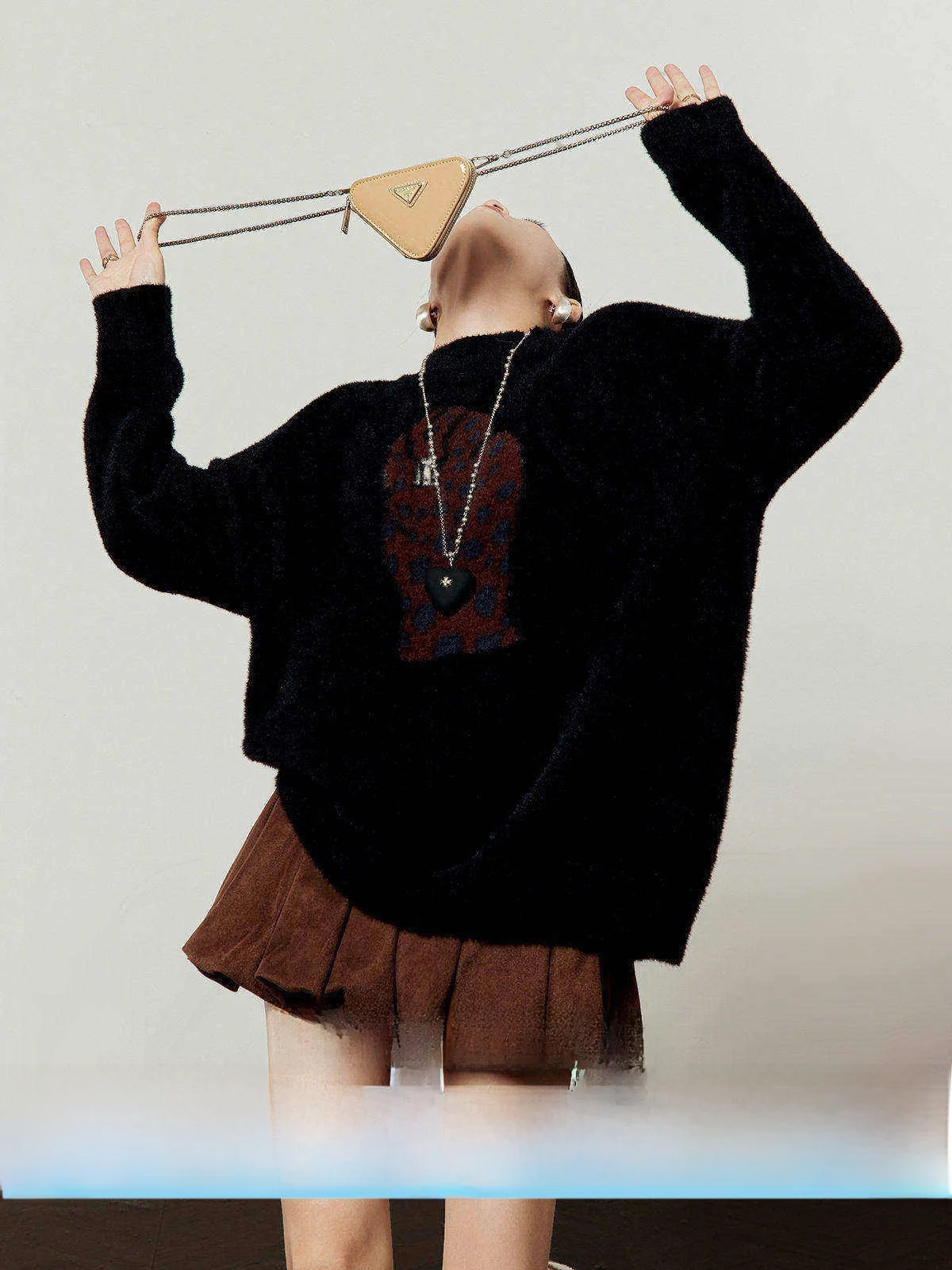 

Bla Loose Knitted Sweater Women's Spring New Sle Zhou Li Wu Brand Leopard Print Comfortable Warm Long Sve round Ne Top